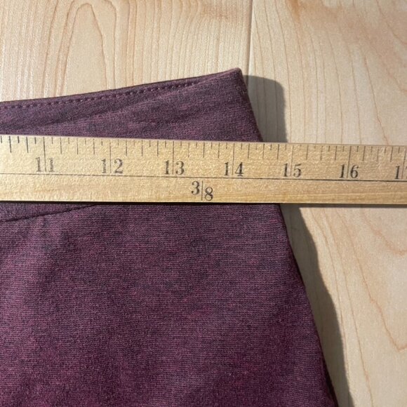 Forever 21 Burgundy Mini Skirt Zipper - size Medium - Women's - Picture 4 of 6